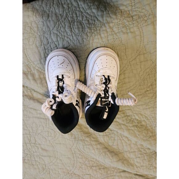 Baby Nike Shoes - Picture 7 of 7